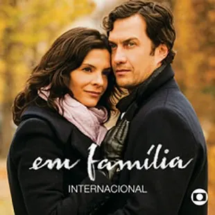 Capa da trilha de Em Família